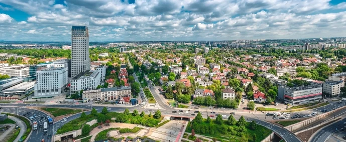 Widok z drona na Kraków. Widok z Ronda Mogilskiego