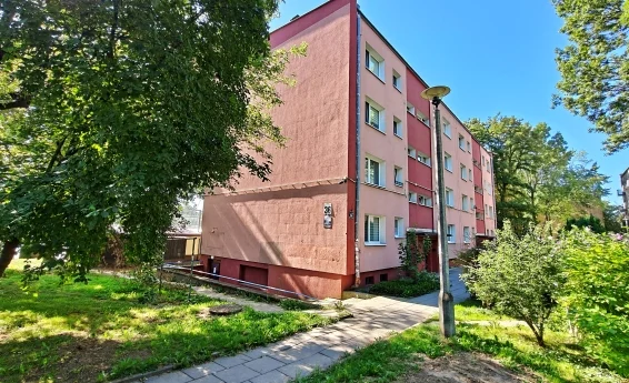 widok budynku z zewnątrz